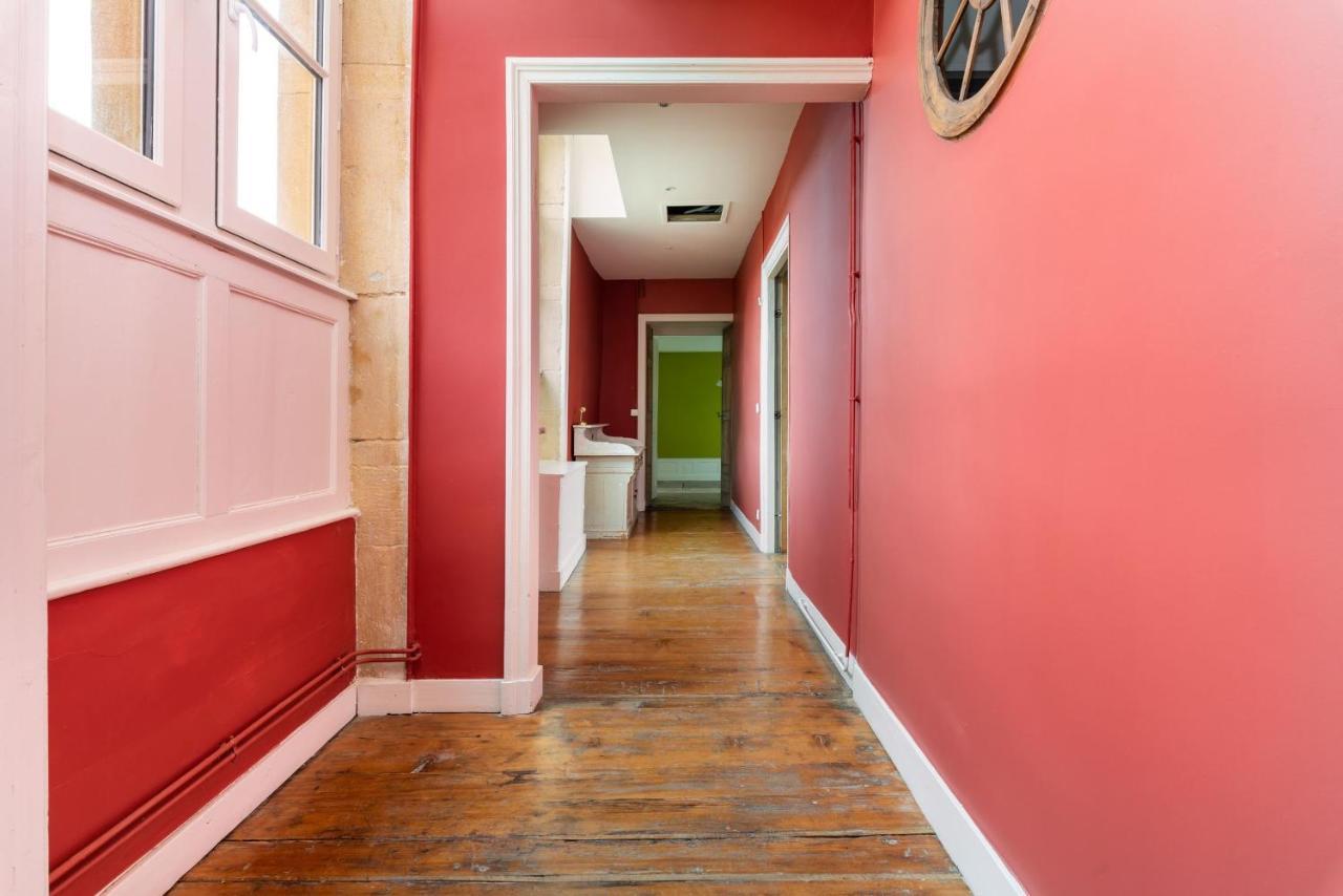 Appartements Au Chateau Ars Ars-sur-Formans Exterior foto