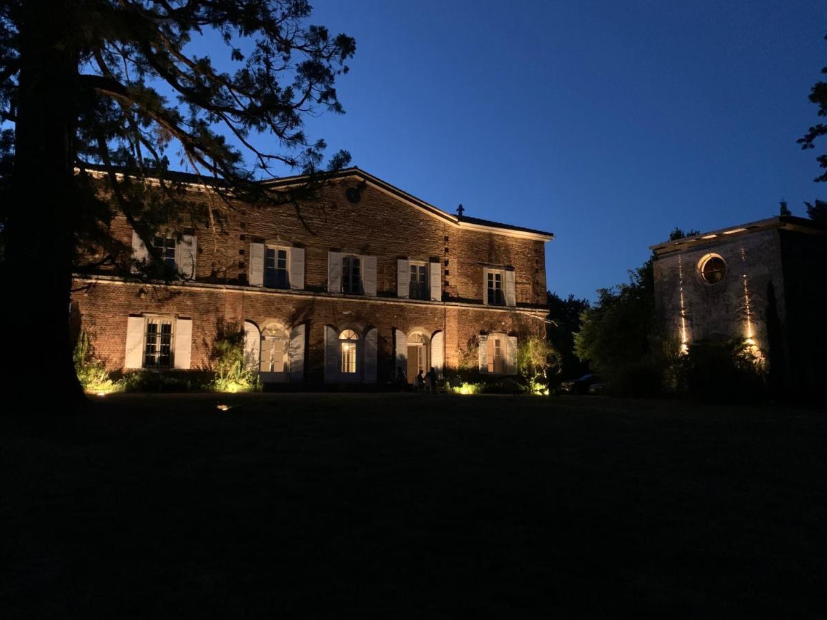 Appartements Au Chateau Ars Ars-sur-Formans Exterior foto